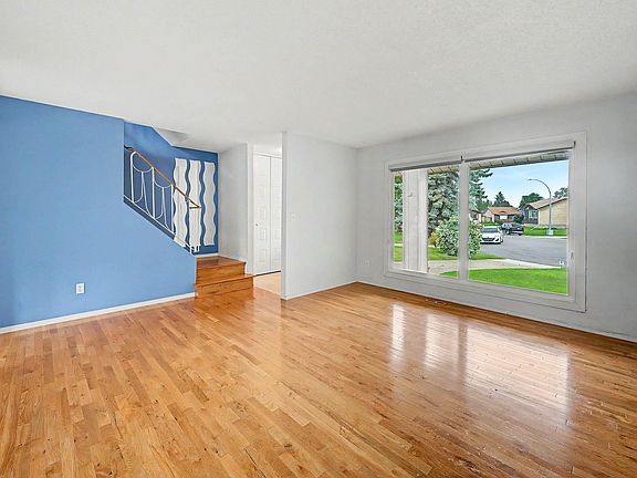 5th image of 10211 171a Ave NW