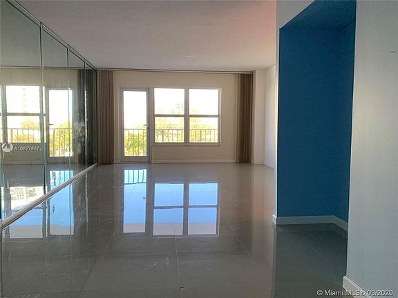 5th image of 405 N Ocean Blvd APT 427