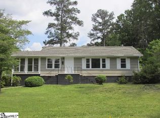 200 Forest Dr, Laurens, SC 29360