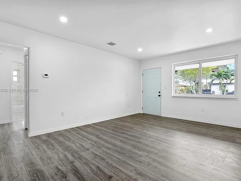 1061 NW 108th Ter #1063 — Photo 15