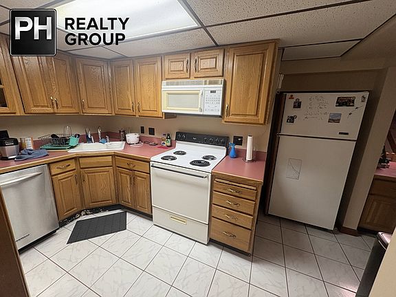 2nd image of 50 Cushing Ave #G