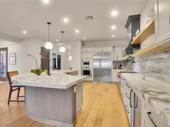 2007 Cherry Creek Cir, Las Vegas, NV 89135