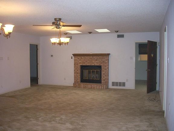 5th image of 401 Calle Del Sol