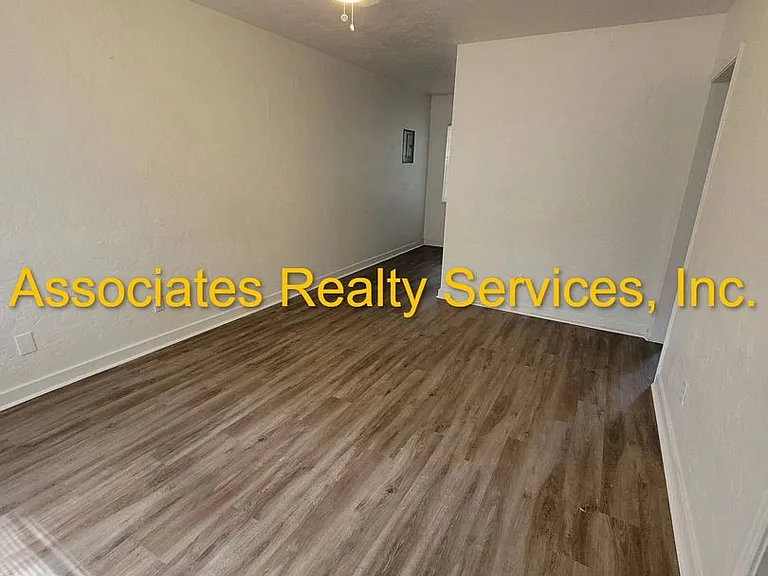 710 NW 16th Ave — Photo 16