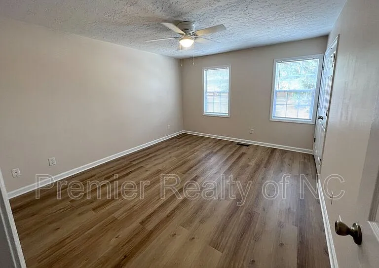 301 E Lake Dr #8 — Photo 6