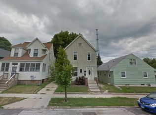 603 N Lee St APT 2, Bloomington, IL 61701