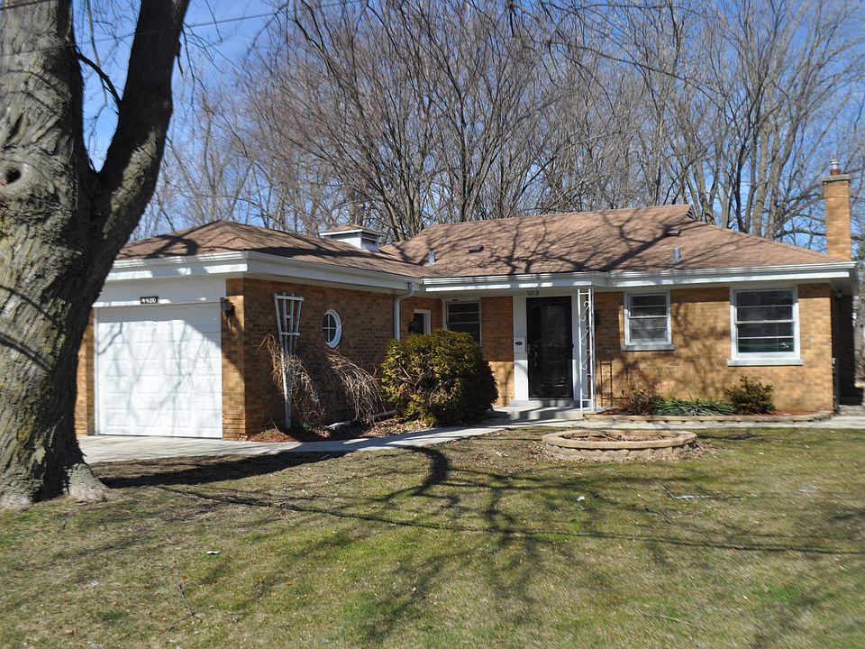 4420 Main St, Skokie, IL 60076 Zillow