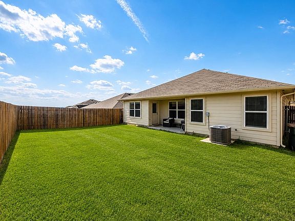 2nd image of 6013 Shanjia Dr