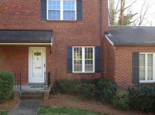 2548 C Greenbrier Rd, Winston Salem, NC 27104