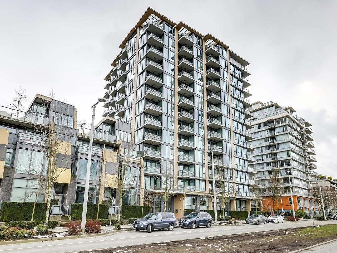 1 bed, 634 sqft, $2,600 — Photo 1