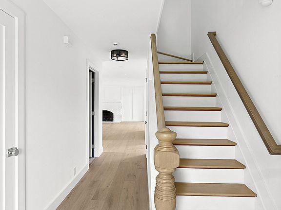 5th image of 5 Pheasant Ln