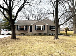 249 N Commerce St, Seneca, IL 61360