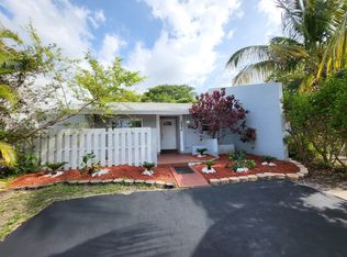 10374 SW 205th Ter, Cutler Bay, FL 33189