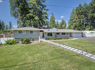 10625 SW Hawthorne Ln, Portland, OR 97225