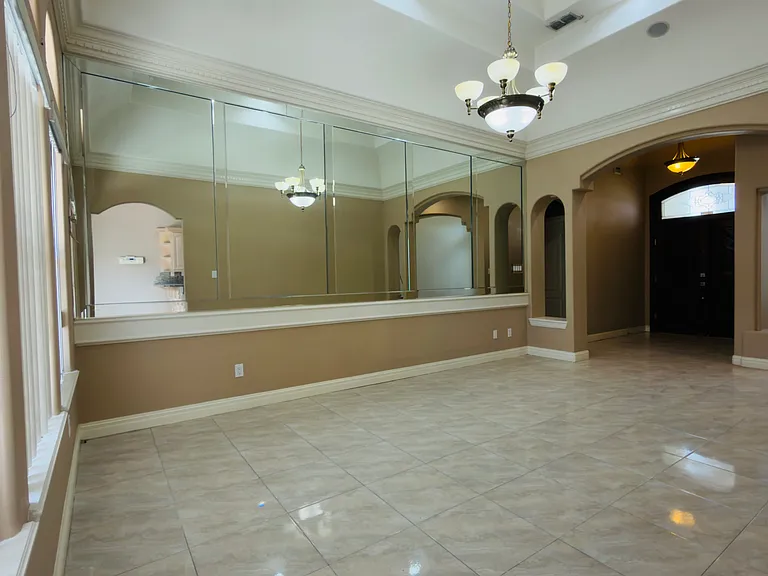 3421 Esperanza Ave — Photo 18