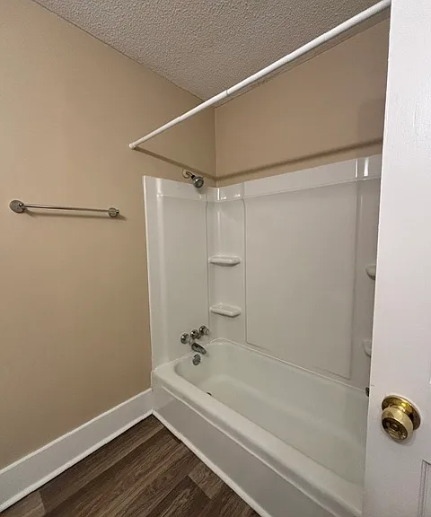 6717 W Friendly Ave — Photo 18