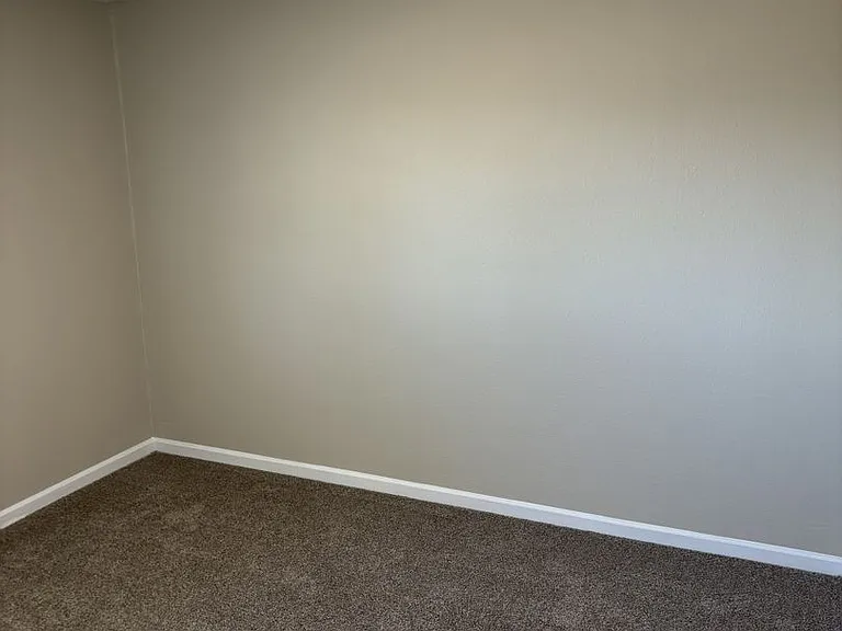 1402-1422 SW Hall St — Photo 15