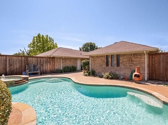 3rd image of 4109 McClary Dr
