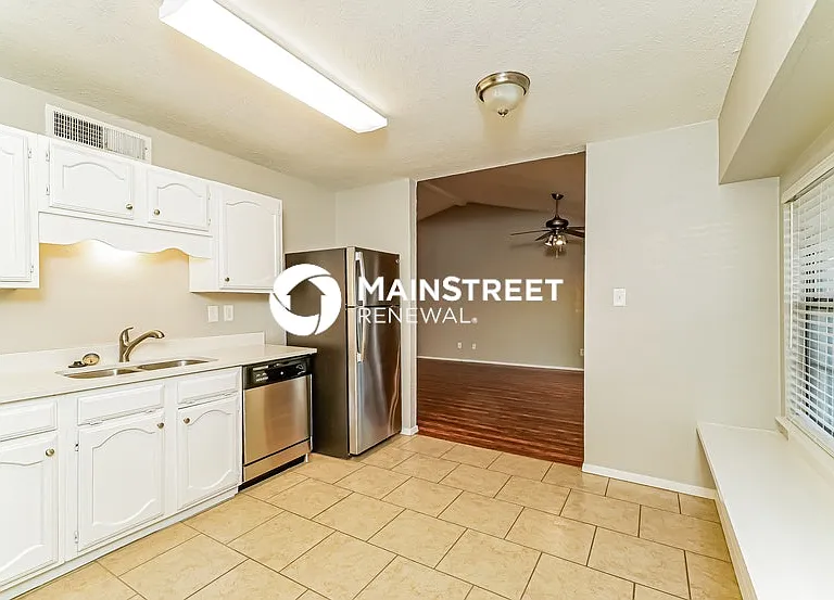 3809 Bee Tree Ln — Photo 8
