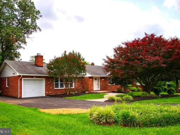 1223 Wine Spring Ln, Towson, MD 21204