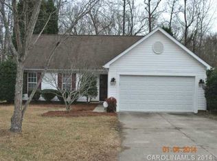 203 W Bank Dr, Charlotte, NC 28214