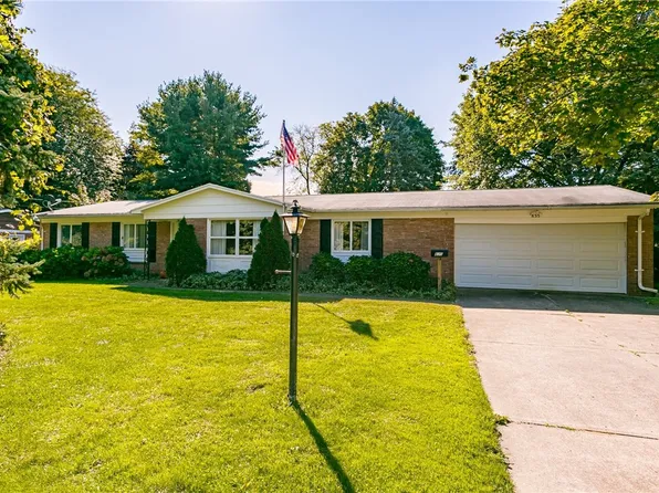 835 Klem Rd, Webster, NY 14580