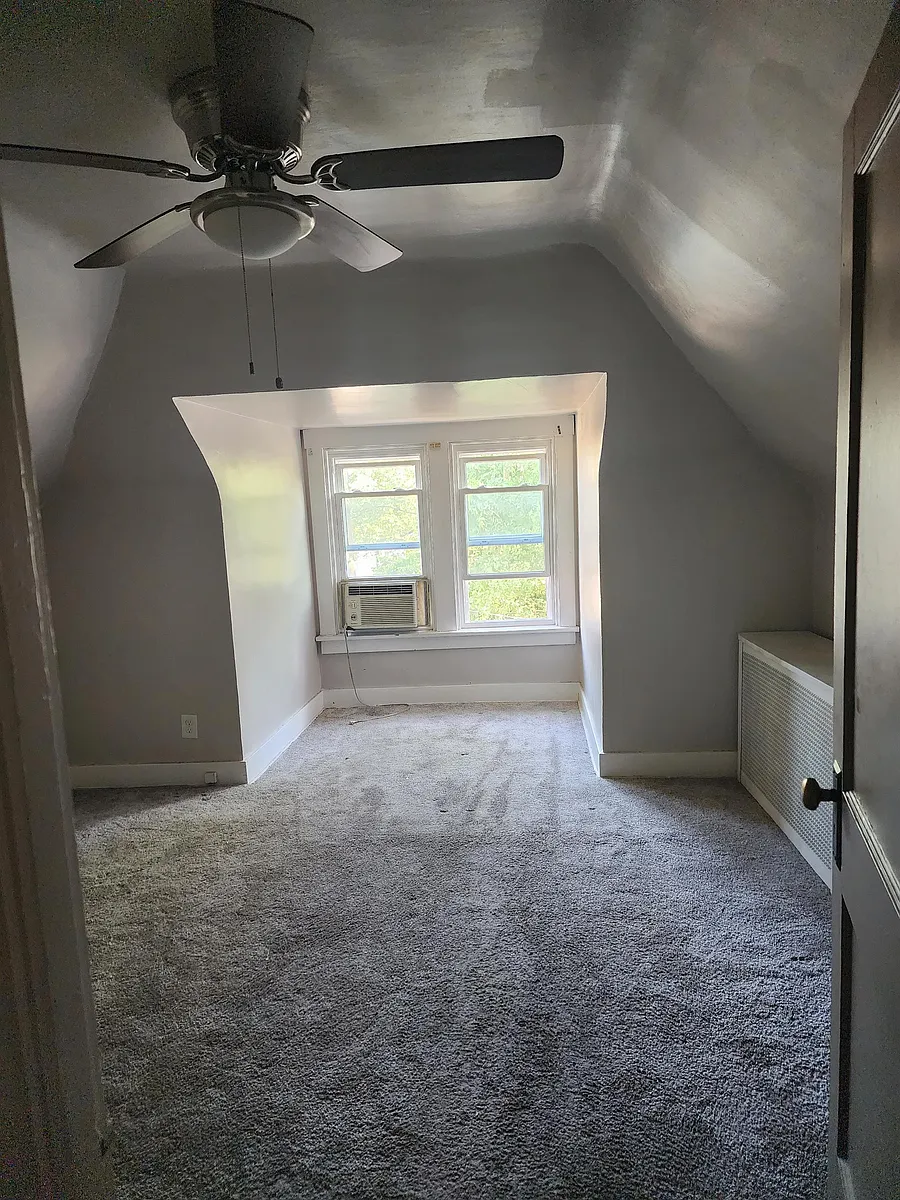 Building Photo - 407 Franklin St #3