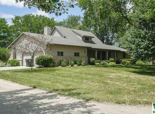 819 Brown St, Sloan, IA 51055