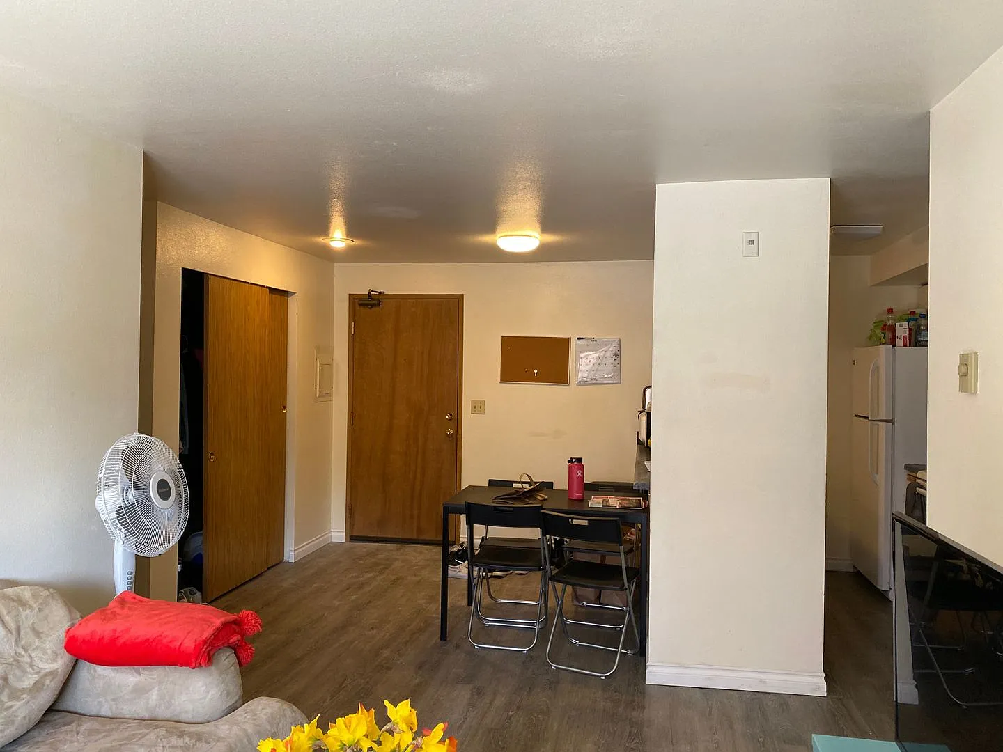 Adams Court Apartments — Photo 4
