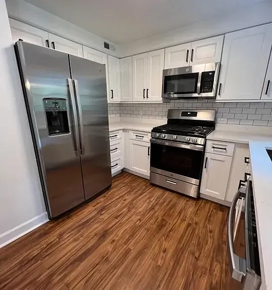 204 Willett Rd — Photo 5