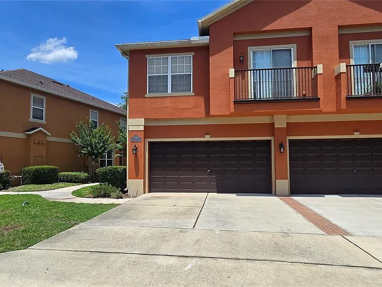 2921 Pine Oak Trl — Photo 29