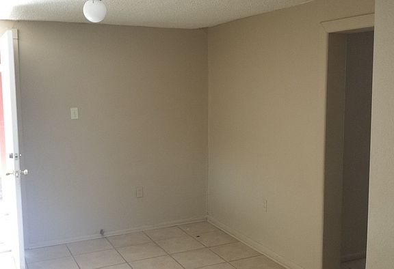 3rd image of 1517 Avenue D