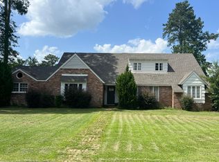 1205 Meadowood Rd, Columbia, MS 39429