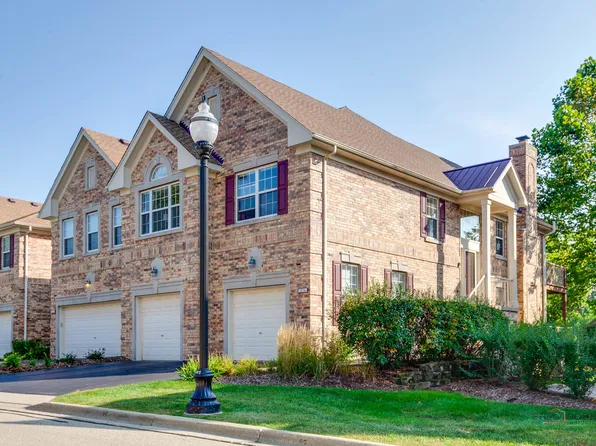 1316 Christine Ct, Vernon Hills, IL 60061