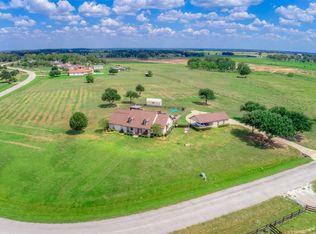 27370 Spring Hill Rd, Hempstead, TX 77445