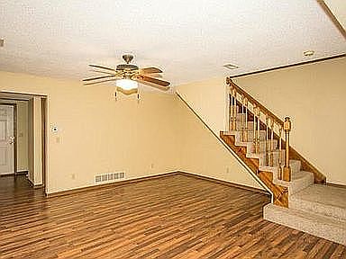 2nd image of 2605 S Peck Ct