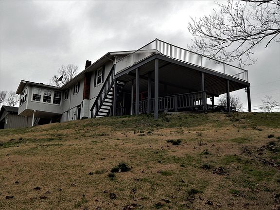 4th image of 711 Hurricane Hills Dr