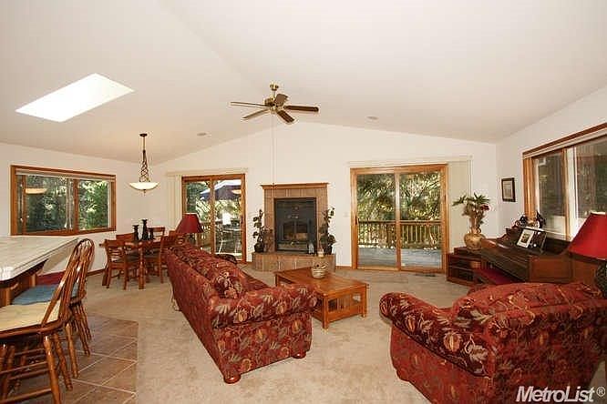 1st image of 26231 Golf Links Dr