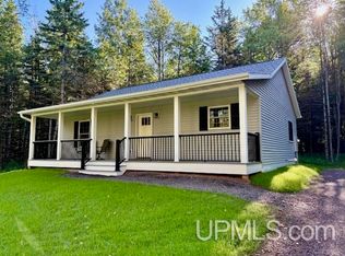 1007 Colby Hill Rd, Bessemer, MI 49911