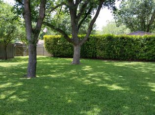 1701 21st St, Hondo, TX 78861