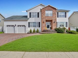 23 Abraham Dr, Howell, NJ 07731