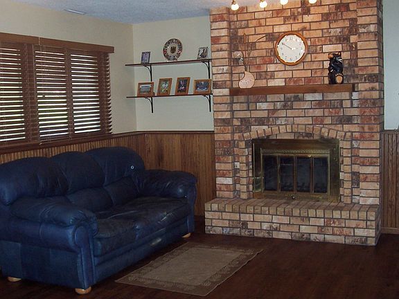 3rd image of 14608 Westcliffe Dr