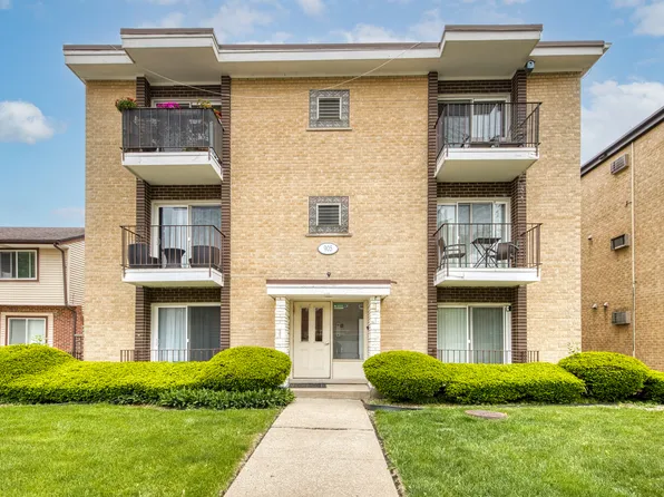 905 Graceland Ave APT 12, Des Plaines, IL 60016