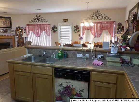 2nd image of 26397 Maplewood Dr