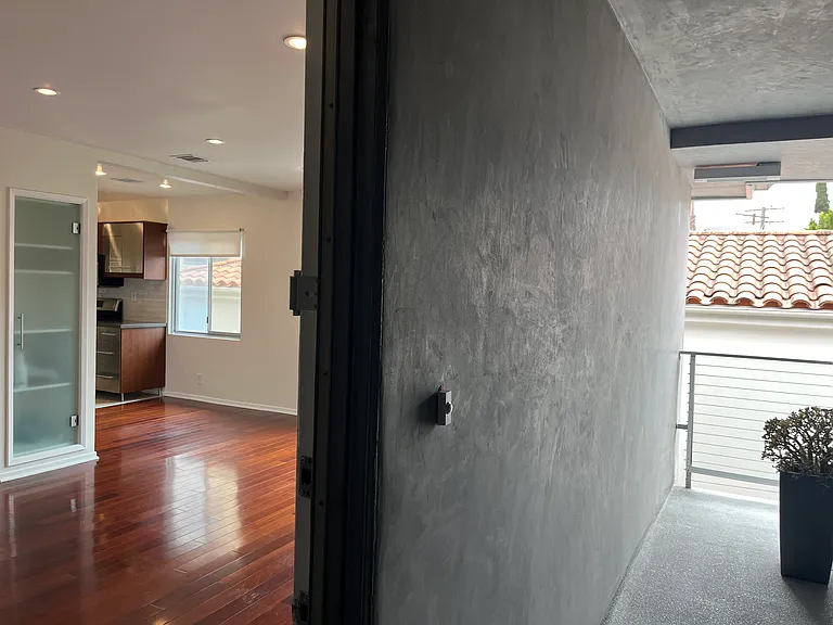 Upper floor corner unit with Private Balcony