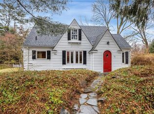 29 Oak St, Irvington, NY 10533