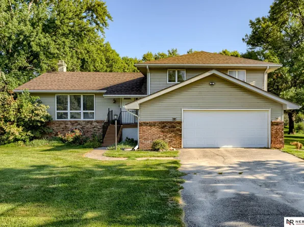 244 Continental Estates Rd, Wahoo, NE 68066