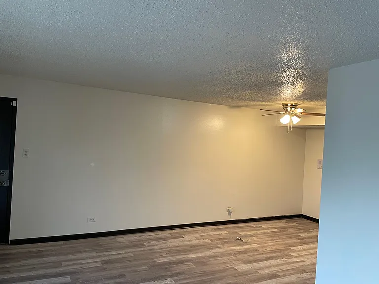 604 Sibley Blvd #3E — Photo 14