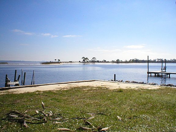 Great Waterfront lot - NO Bridges to bother you