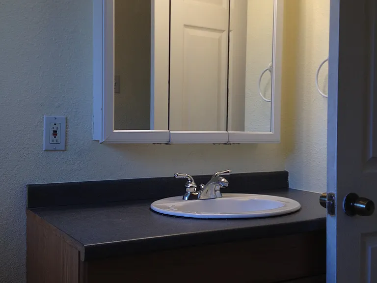 5407 Westminster Dr — Photo 13